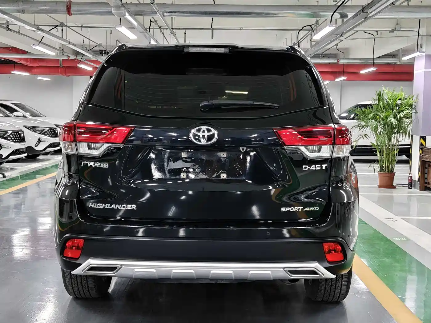 TOYOTA HIGHLANDER