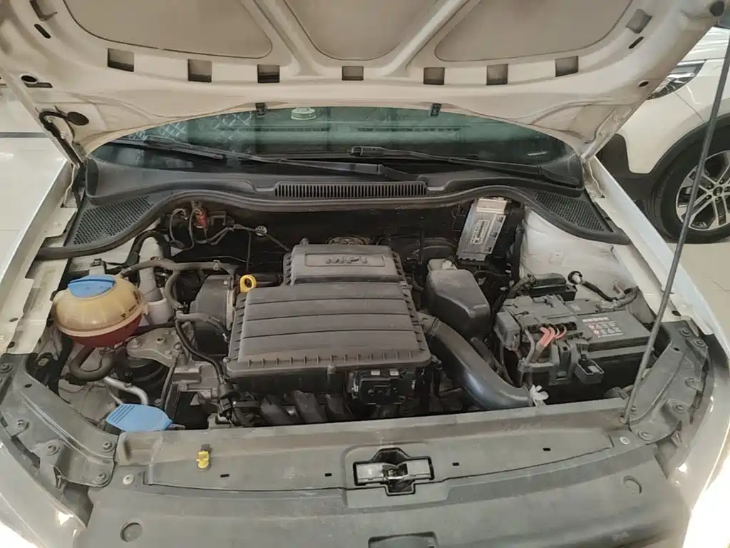 Volkswagen Polo 2015 2014 1.4L Automatic Comfort Edition
