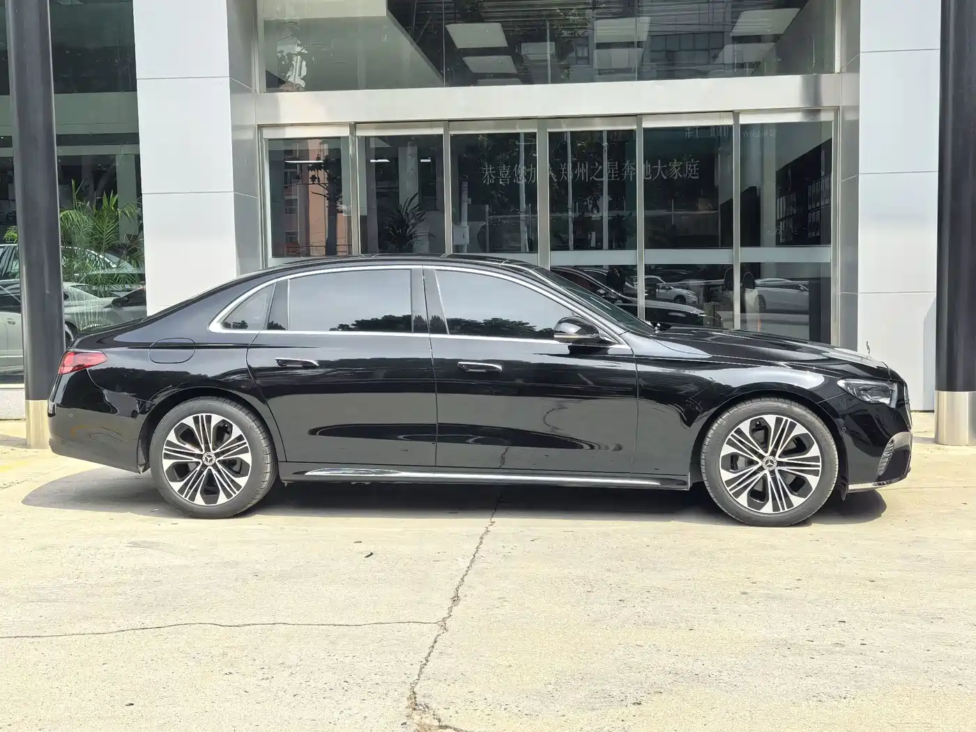 Mercedes-Benz E-Class 2026 2026 E 300 L Luxury