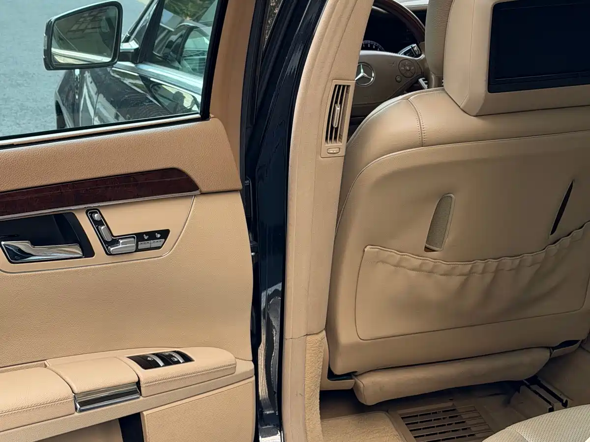 Mercedes-Benz S-Class 2010 Model S 400 L HYBRID фото 12