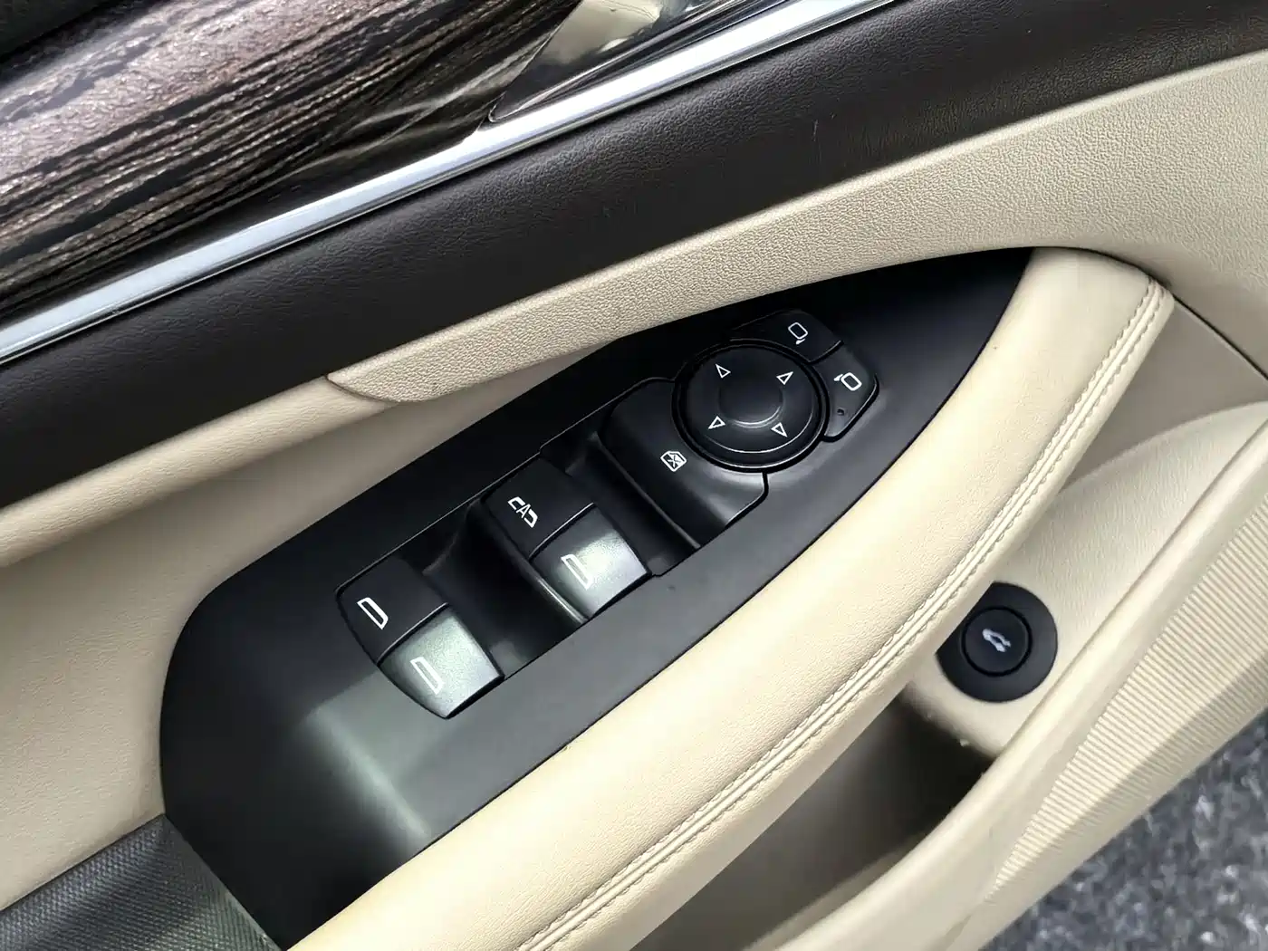 Фото 19 - Buick LaCrosse