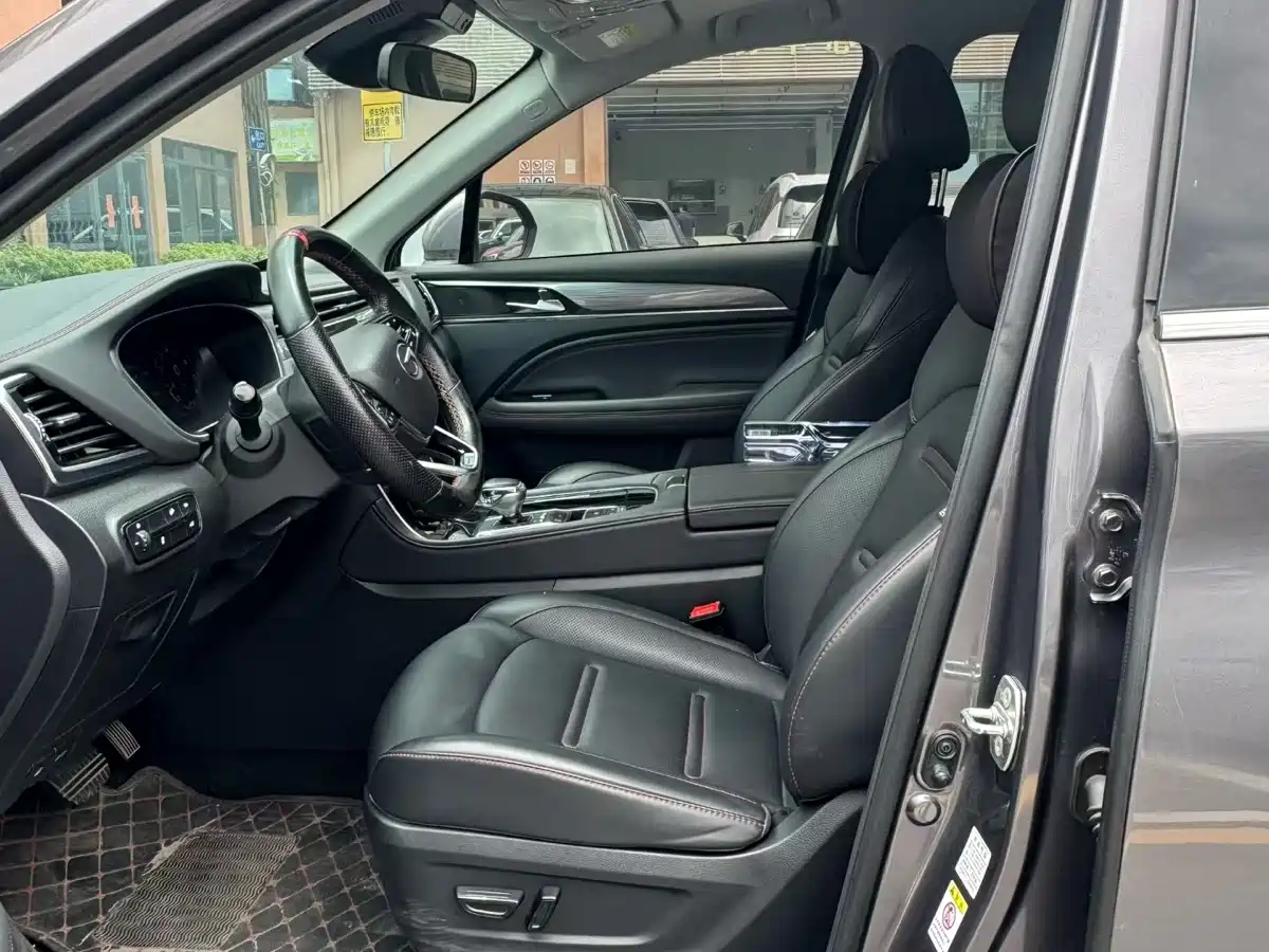 GAC Trumpchi Trumpchi GS4 PLUS 2021 390T Automatic Nebula Edition фото 8