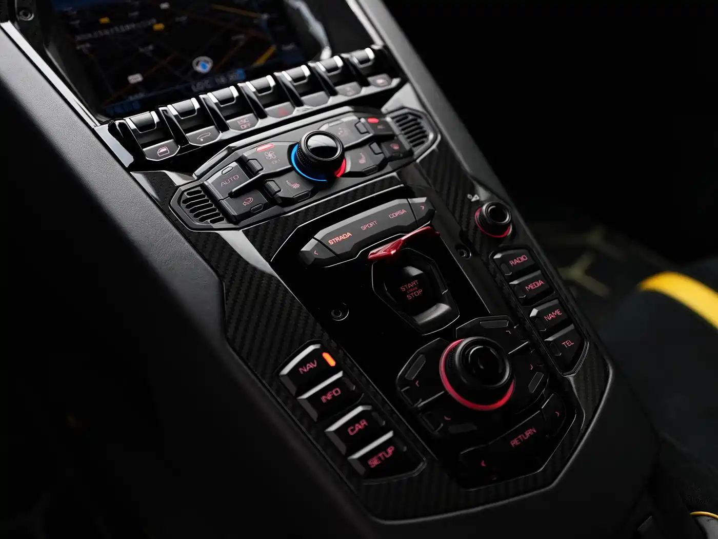 Lamborghini Aventador 2015 LP 750-4 Superveloce фото 25