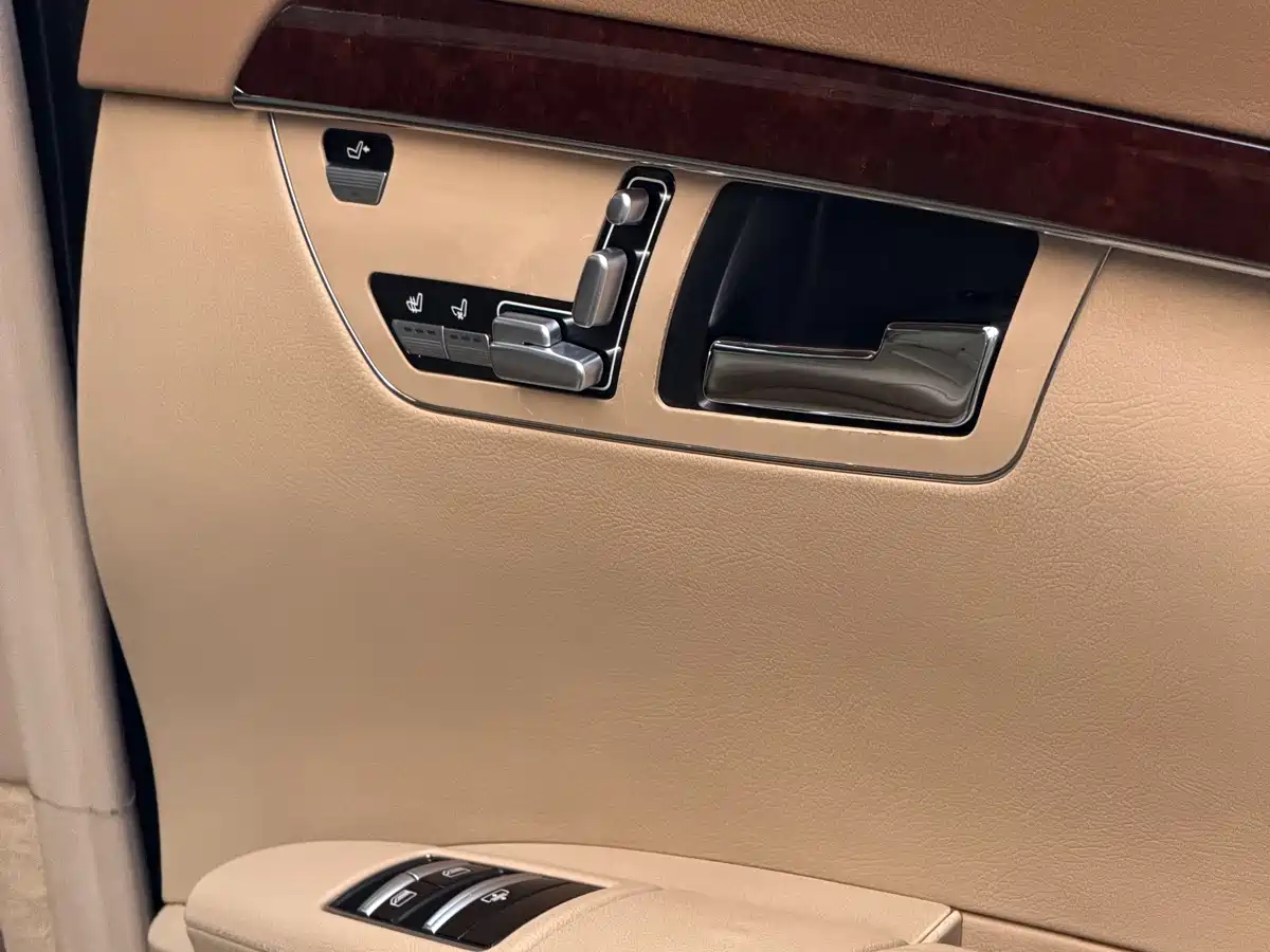 Mercedes-Benz S-Class 2010 Model S 400 L HYBRID фото 7