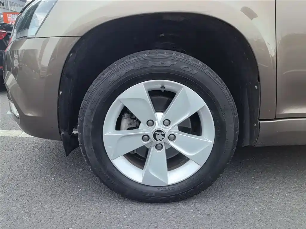 Škoda Yeti 2016 1.4TSI DSG Forward Edition фото 23