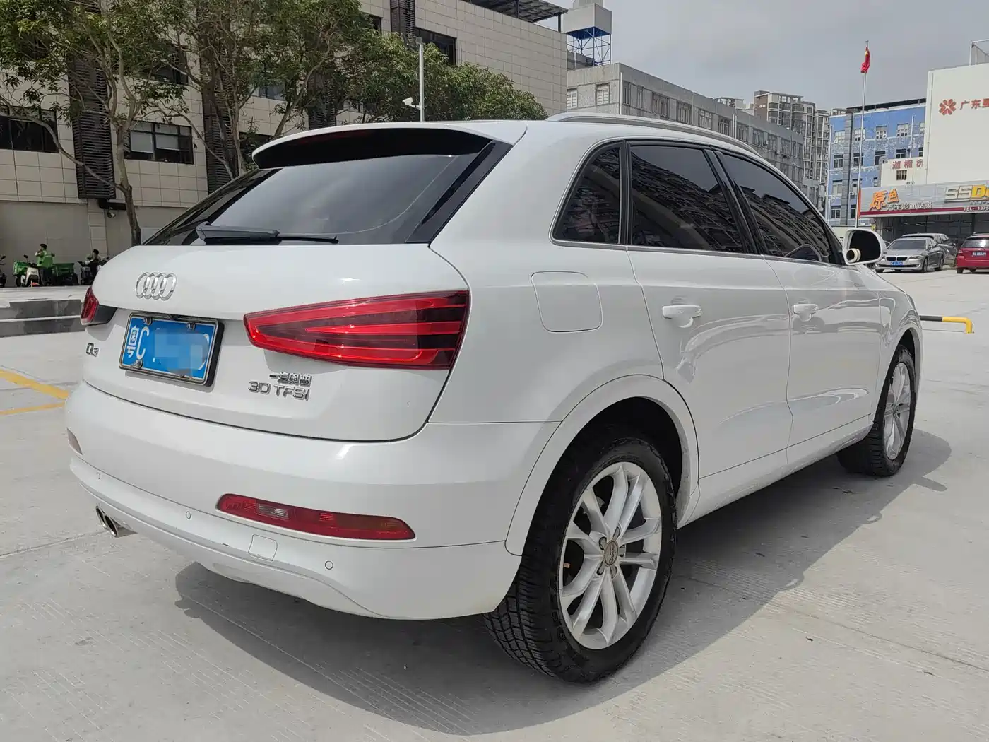 Audi Q3 2016 30 TFSI Heritage Edition Smart Leader фото 12