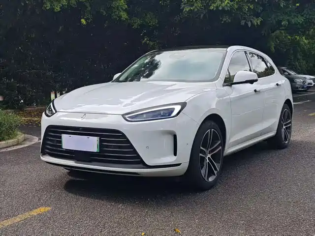 AITO Wenjie AITO M5 2024