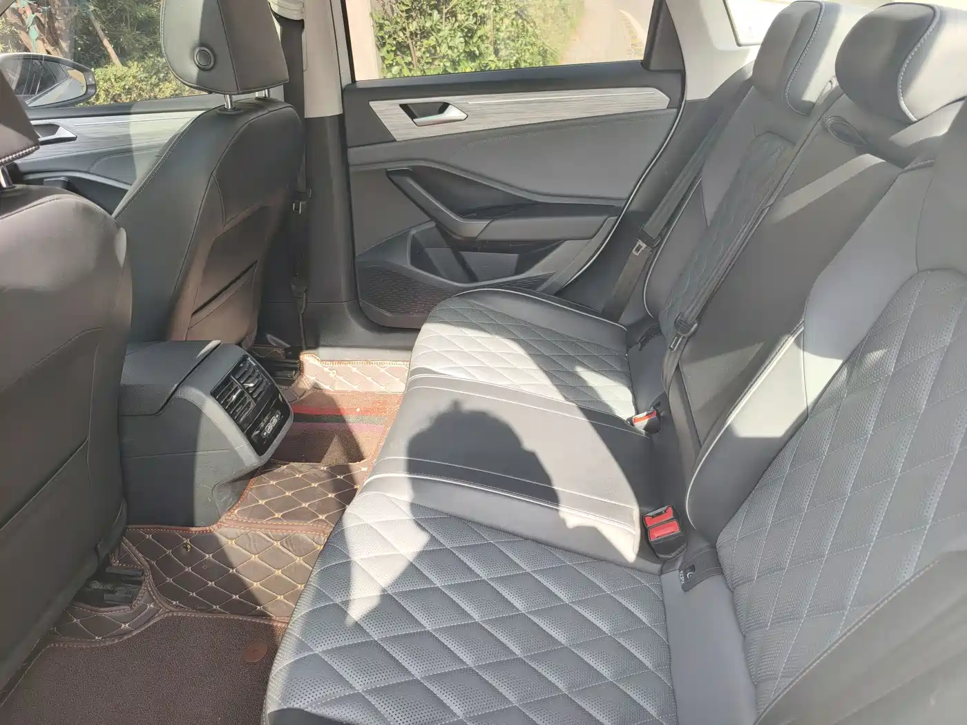 Volkswagen Sagitar 2023 200TSI DSG Soaring Edition фото 5