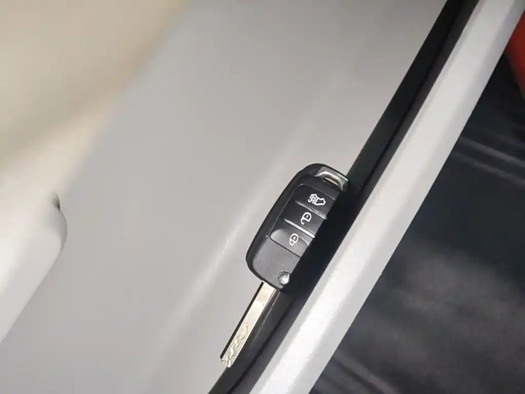 Jiangling E-Fushun 2025 2025 Clear Window Version 41.86kWh Short Wheelbase Low Roof