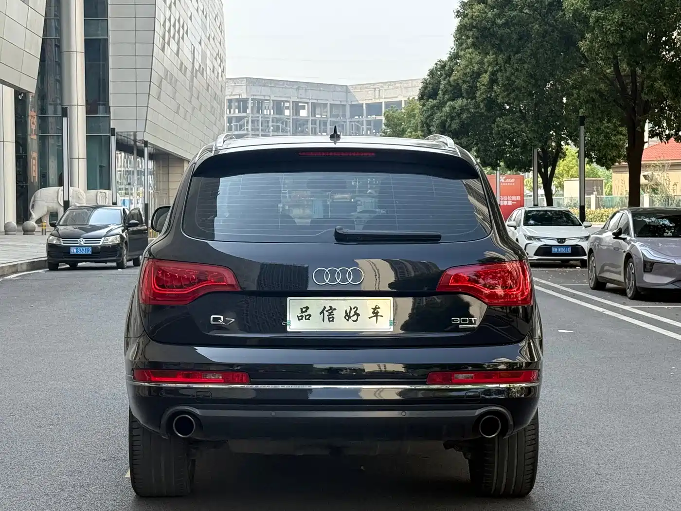 Фото 5 - Audi Q7