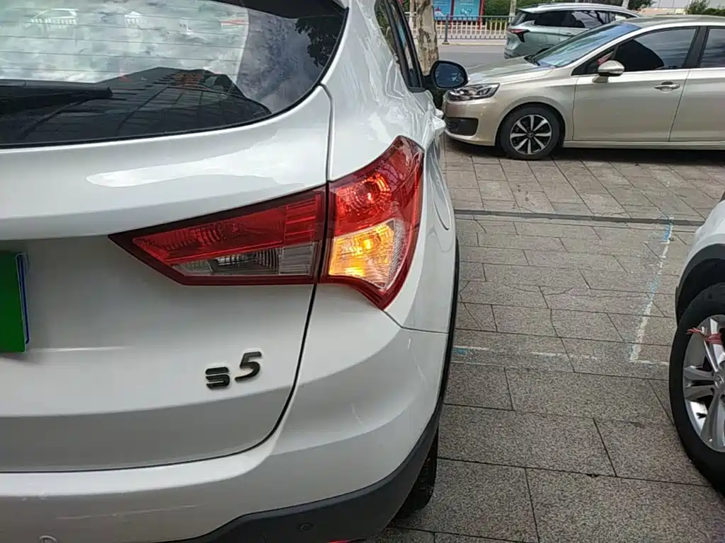 Haima S5 2016 2015 1.5T CVT Luxury