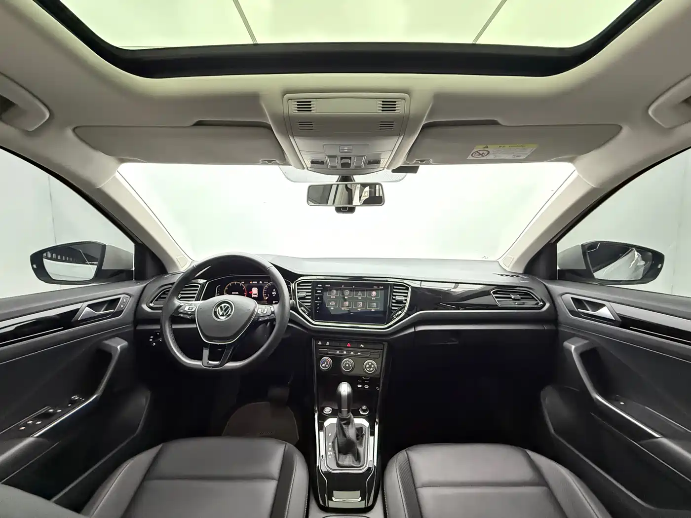 Volkswagen T-ROC 2022 280TSI DSG 2WD Comfort PLUS фото 21