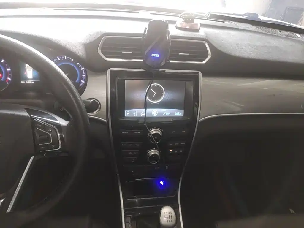 Photo 13 - Haval H2