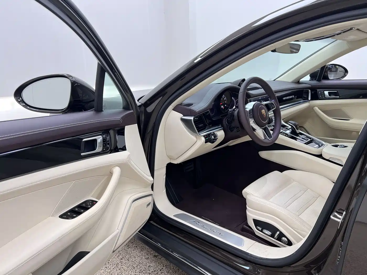 Porsche Panamera 2019 Panamera Executive Long Wheelbase 2.9T фото 10