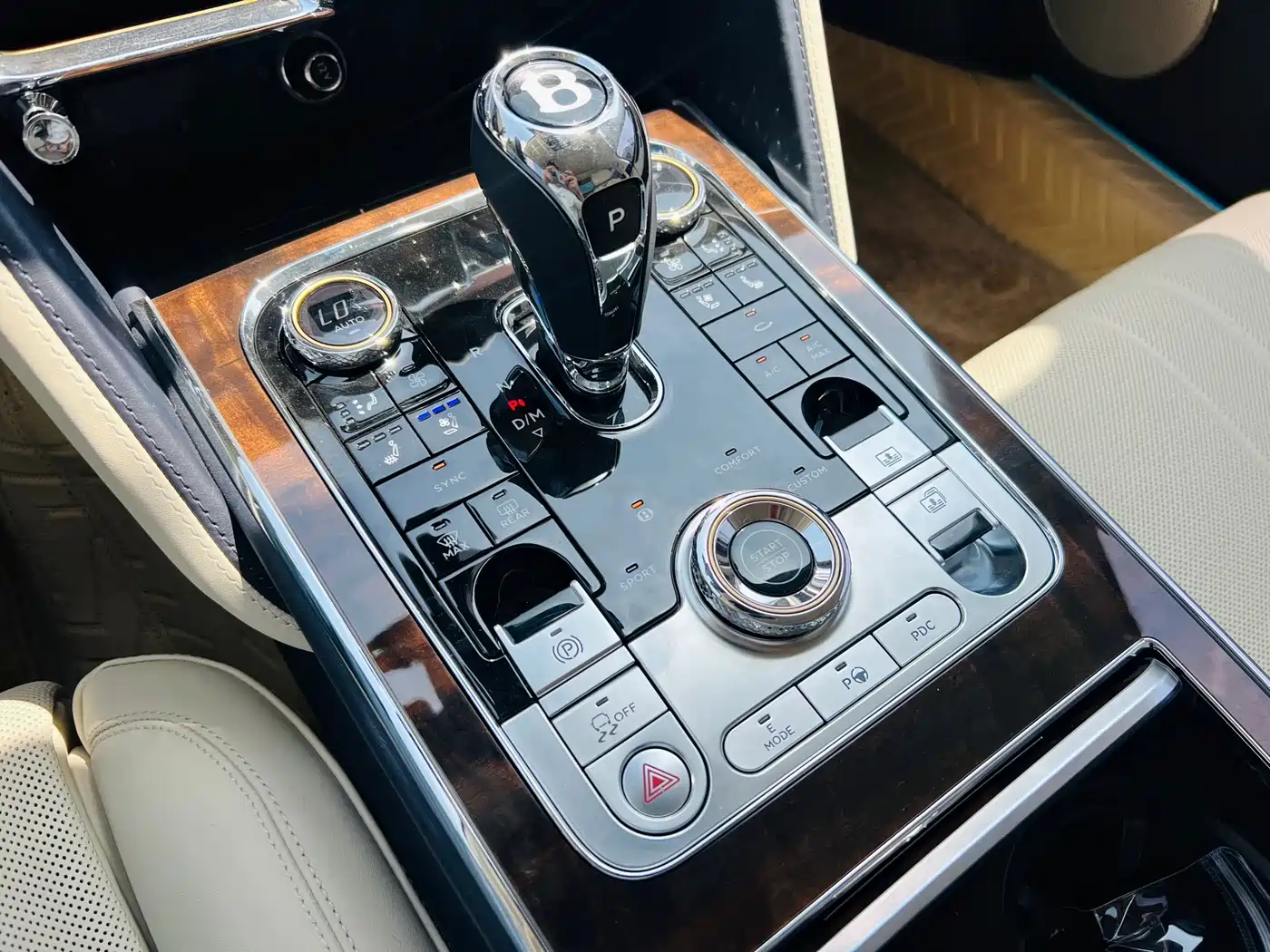 BENTLEY FLYING SPUR PLUG-IN HYBRID