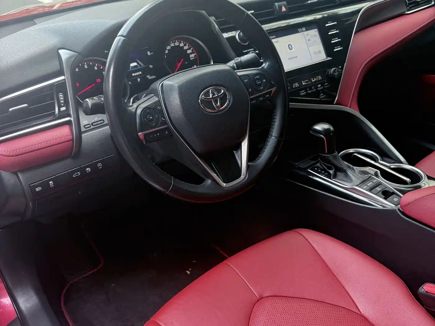 Toyota Camry 2018 2.5S Trend Edition фото 5