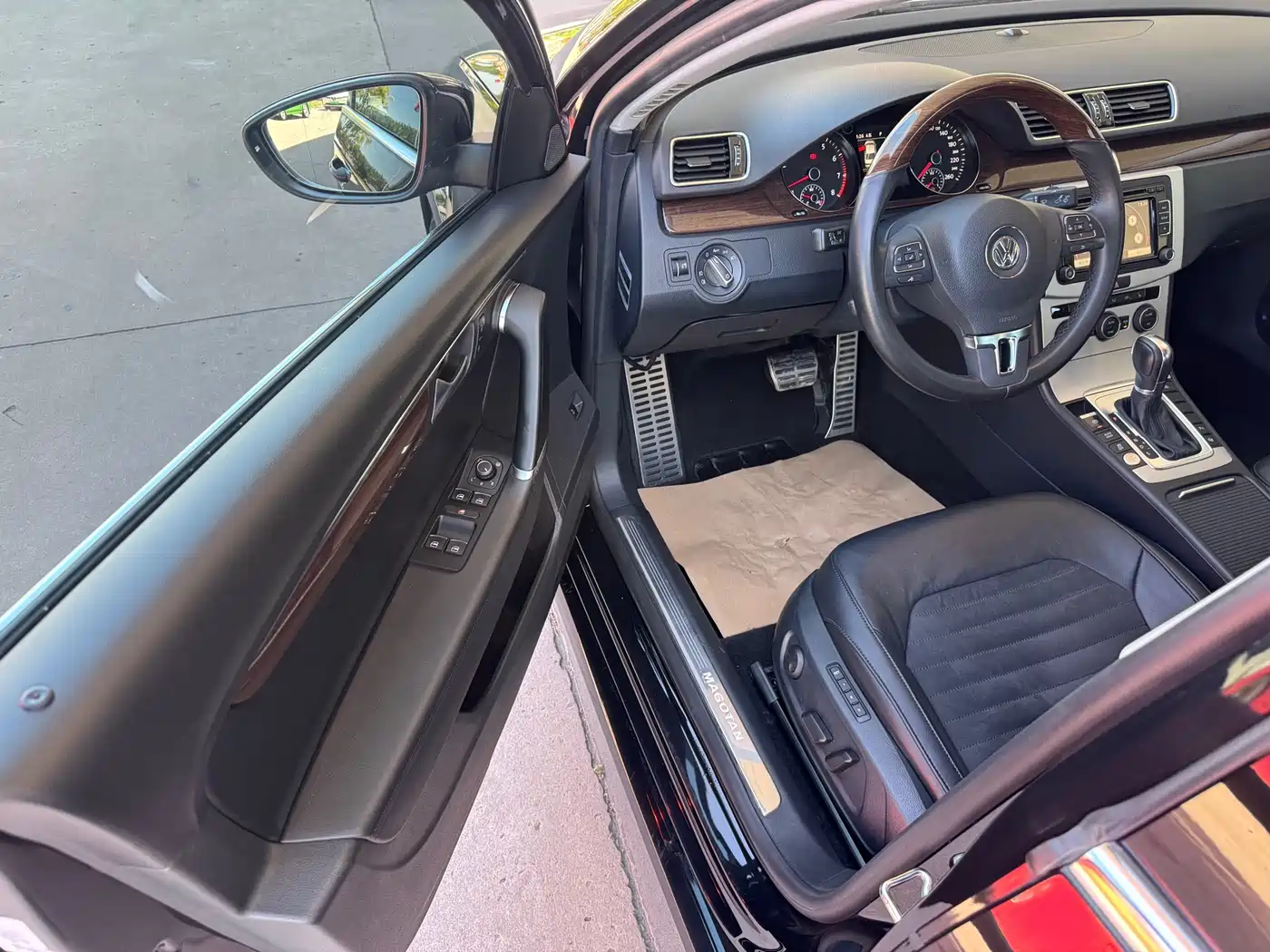 Volkswagen Magotan 2016 2.0TSI Smart Premium фото 4