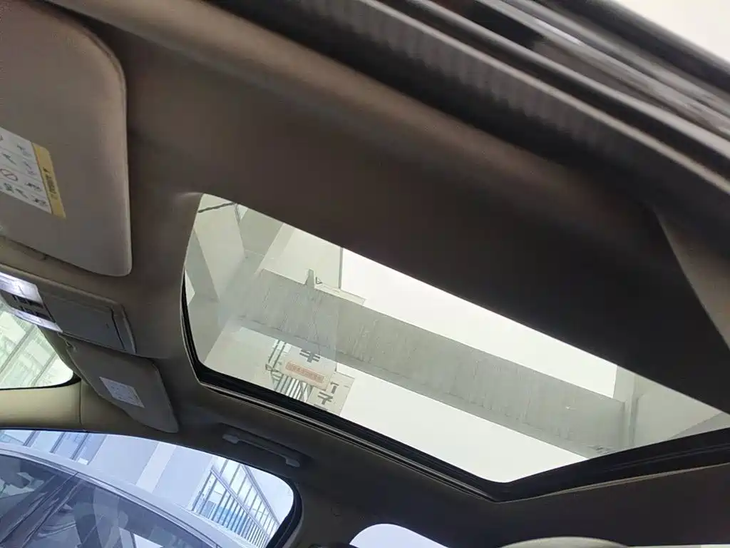 Ford Edge (Import) 2014 2012 2.0T Prestige