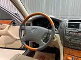 Фото 14 - Lexus LS