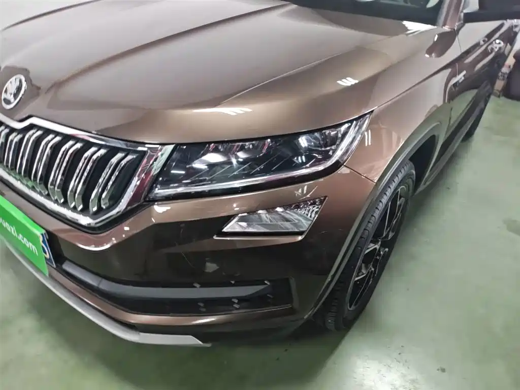 Škoda Kodiaq 2017 TSI330 7-seater 2WD Luxury Tech Edition фото 24