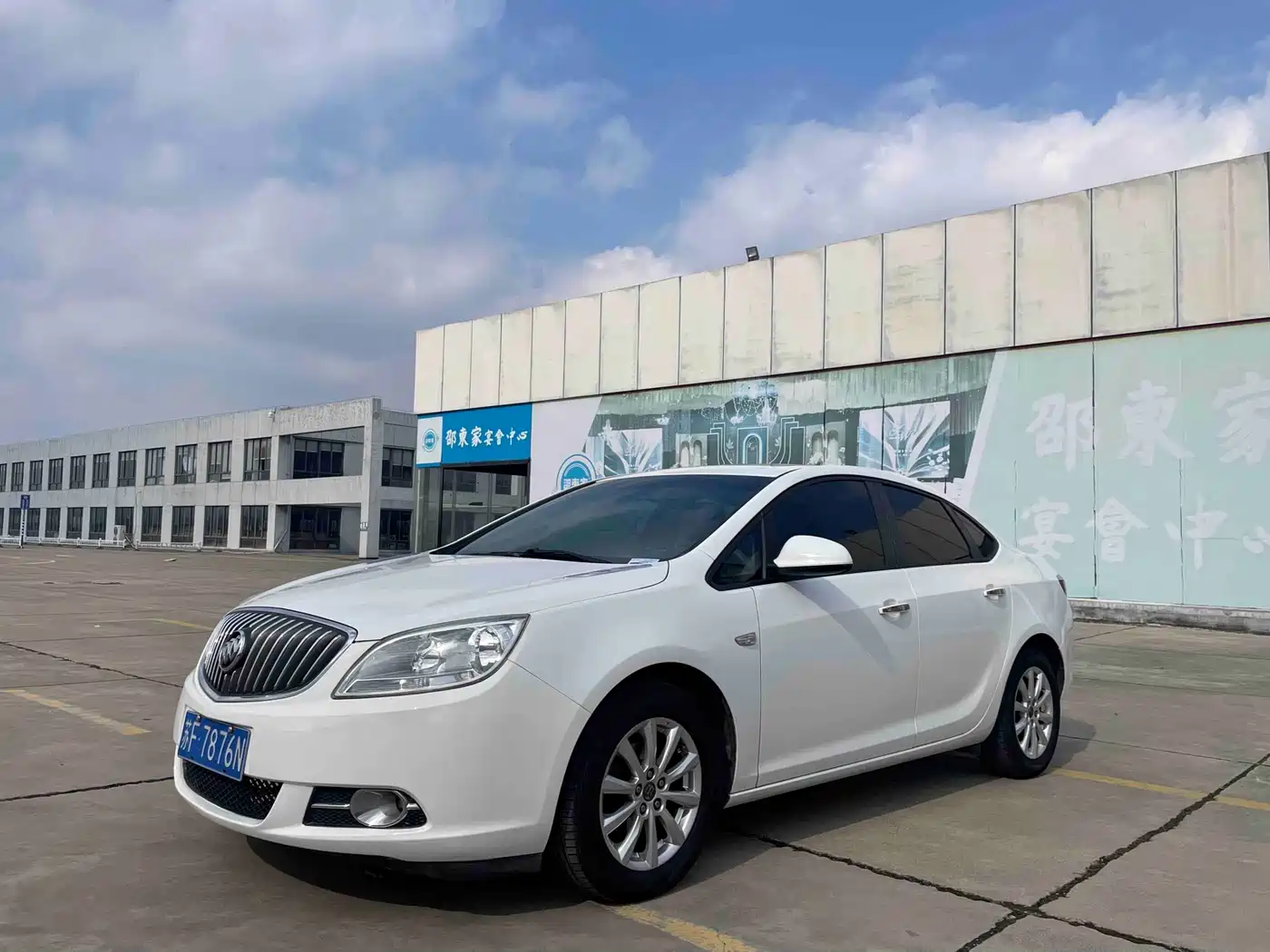 Buick Excelle 2013 GT 1.6L Automatic Fashion Edition