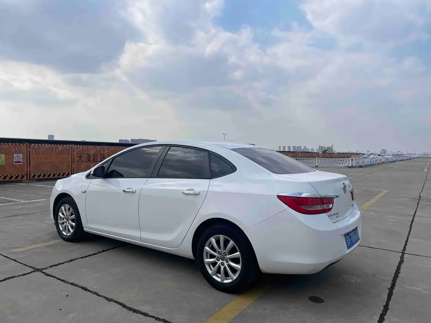 Buick Excelle 2013 GT 1.6L Automatic Fashion Edition фото 5
