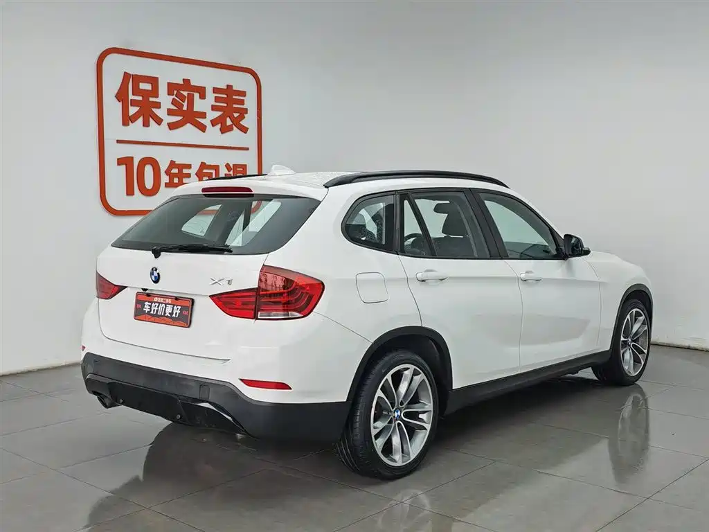 BMW X1 2013 sDrive18i Sport Design Package фото 2