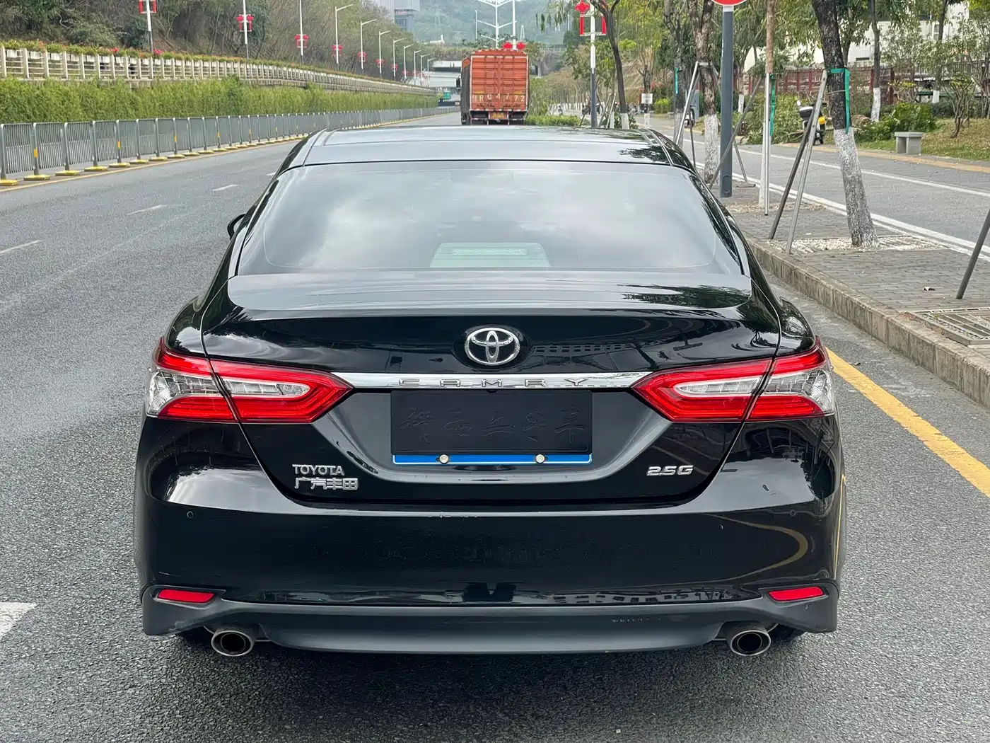 Toyota Camry 2018 2.5G Luxury Edition фото 4