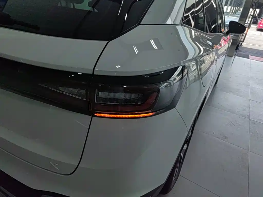 Volkswagen ID.4 X 2025 2024 Pure Intelligent Edition