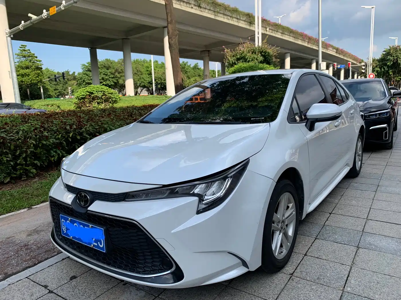 Toyota Levin 2021 185T CVT Luxury Edition фото 3