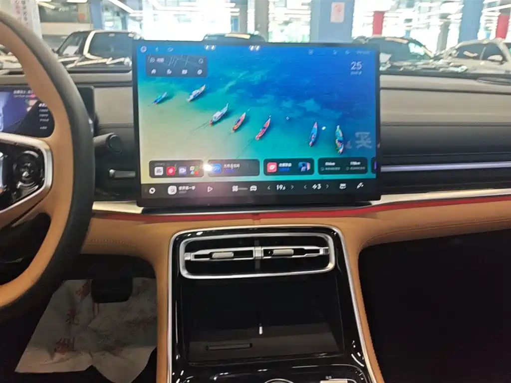 Geely Galaxy Galaxy A7 2025 EM-i фото 13