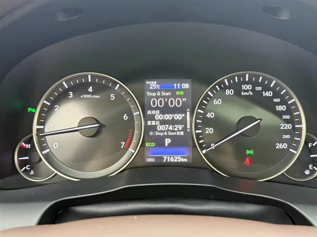 Lexus ES 2015 200 Elite Edition фото 6