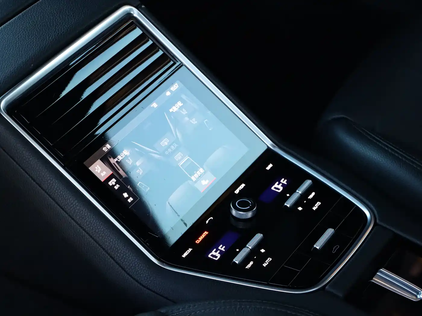 Porsche Panamera 2019 Panamera 2.9T фото 17
