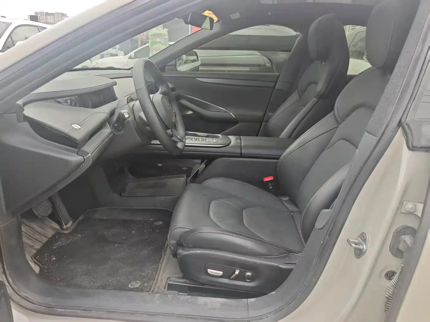 XIAOMI CAR XIAOMI SU7