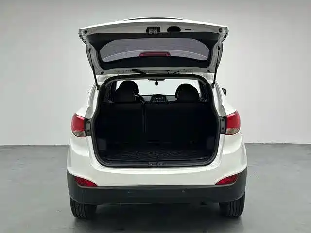 Hyundai Beijing Hyundai ix35 2015 2.0L Automatic 2WD Comfort China IV фото 10