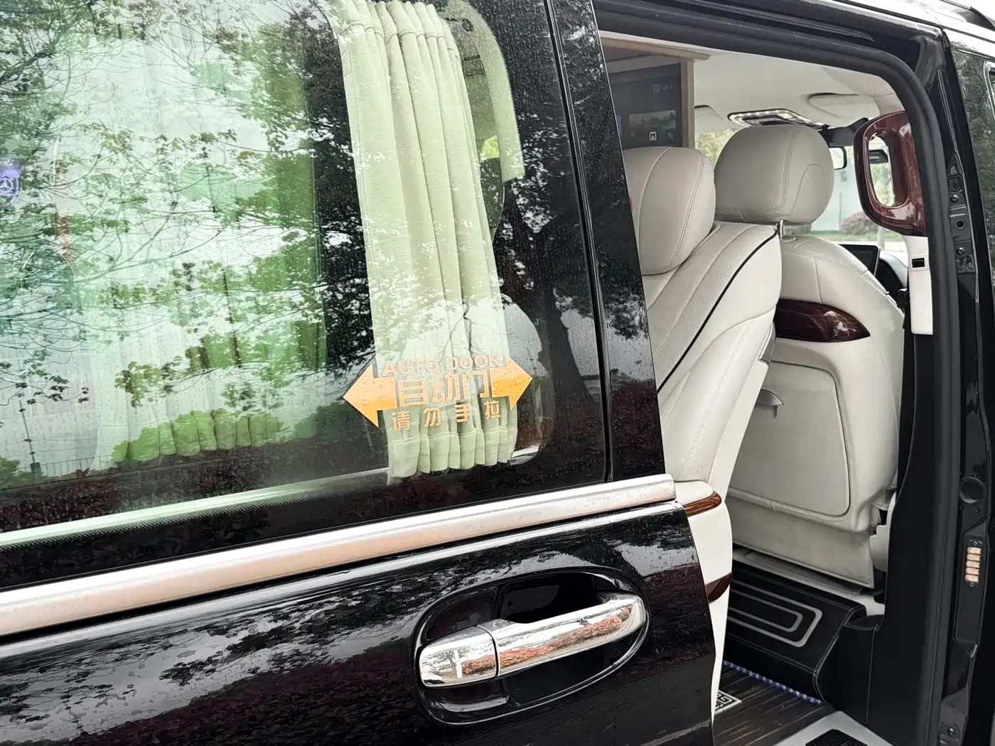 Mercedes-Benz Vito 2021 2.0T Business Edition 7-seater фото 34