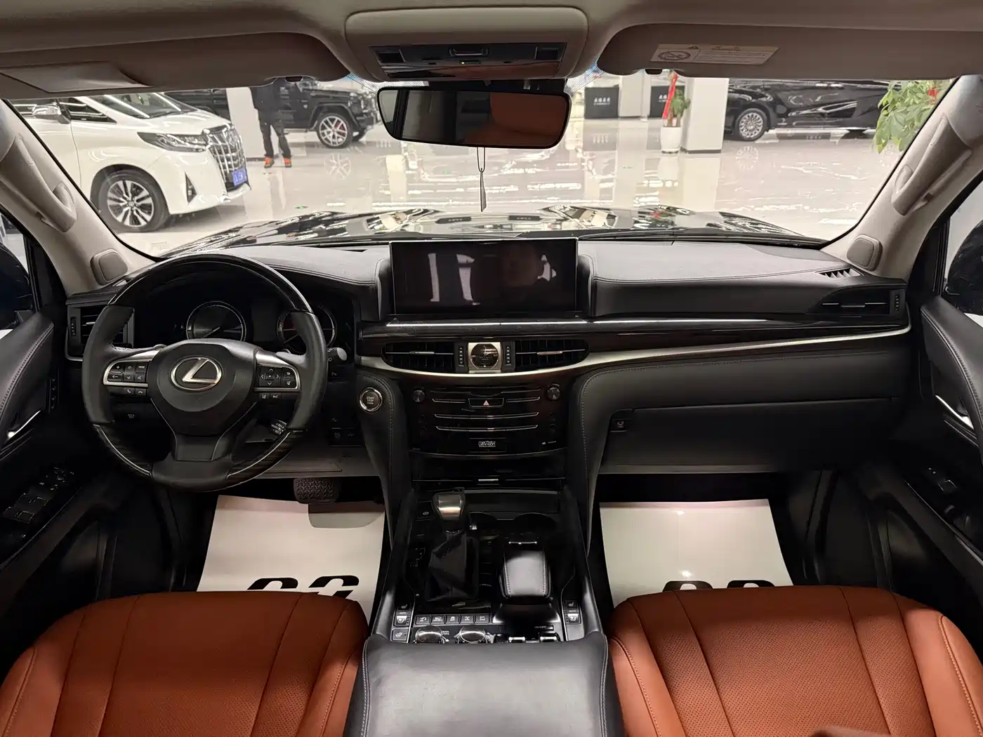 Lexus LX 2017 570 Prestige Luxury фото 11