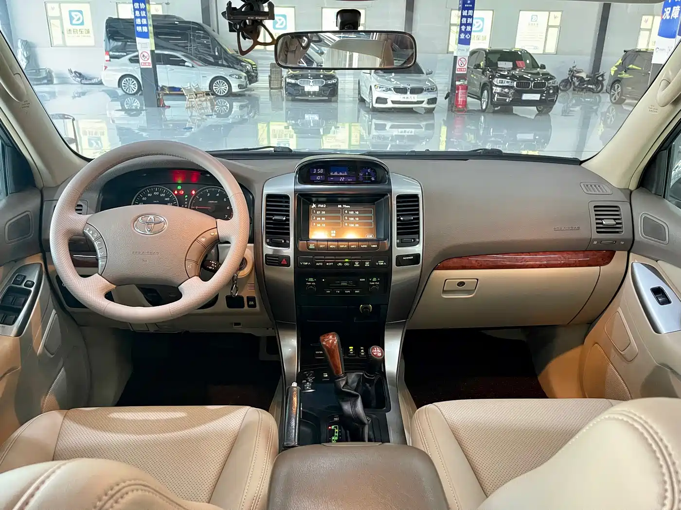 Toyota Prado 2006 4.0L Automatic VX NAVI Edition фото 5
