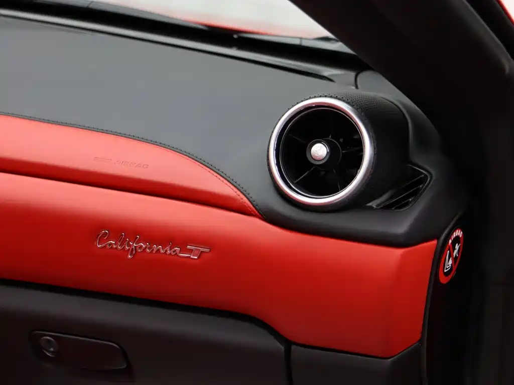 Ferrari California T 2015 2015 3.9T Standard