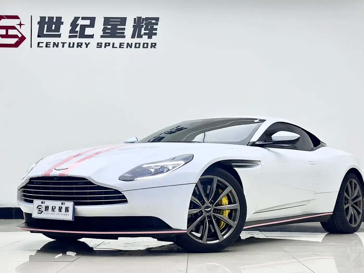 Aston Martin DB11 2019 Model 4.0T V8 Coupe