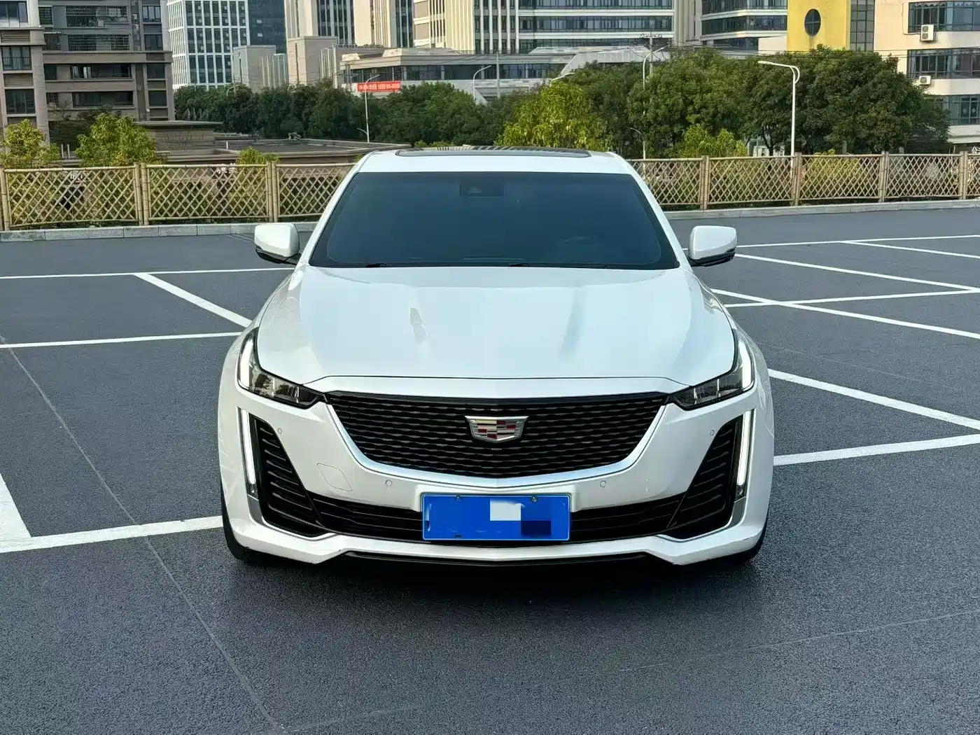 Cadillac CT5 2023 28T Platinum Style фото 2