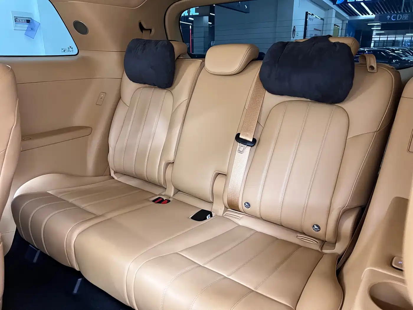 Voyah Auto Voyah Dreamer 2025 PHEV 4WD Kunpeng Premium Edition фото 19
