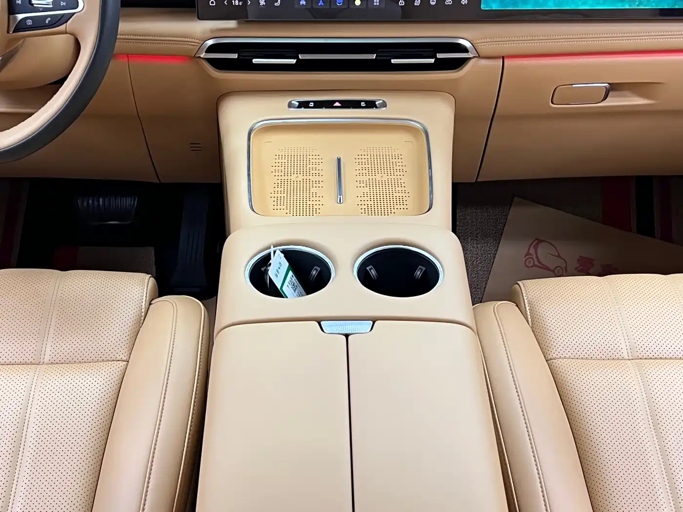 Voyah Auto Voyah Dreamer 2025 PHEV 4WD Kunpeng Premium Edition фото 27