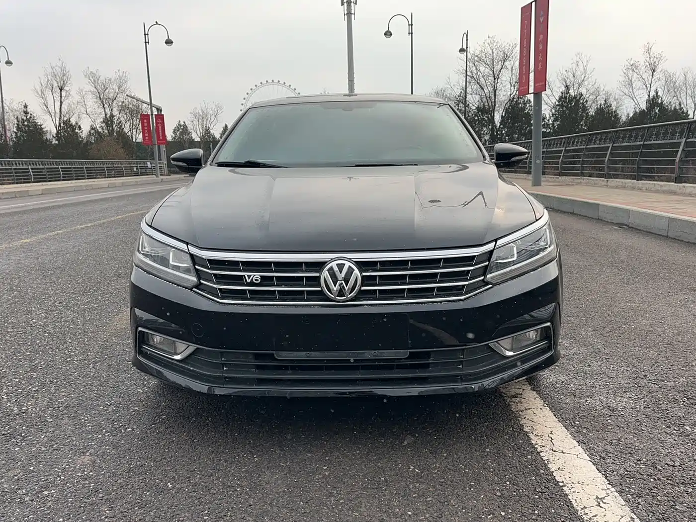 Volkswagen Passat 2016 330TSI DSG Honor Edition фото 2