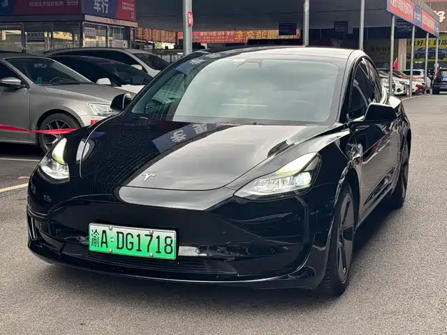 Tesla Model 3 Рестайлинг, стандартный запас хода, задний привод, улучшенная, 3D1