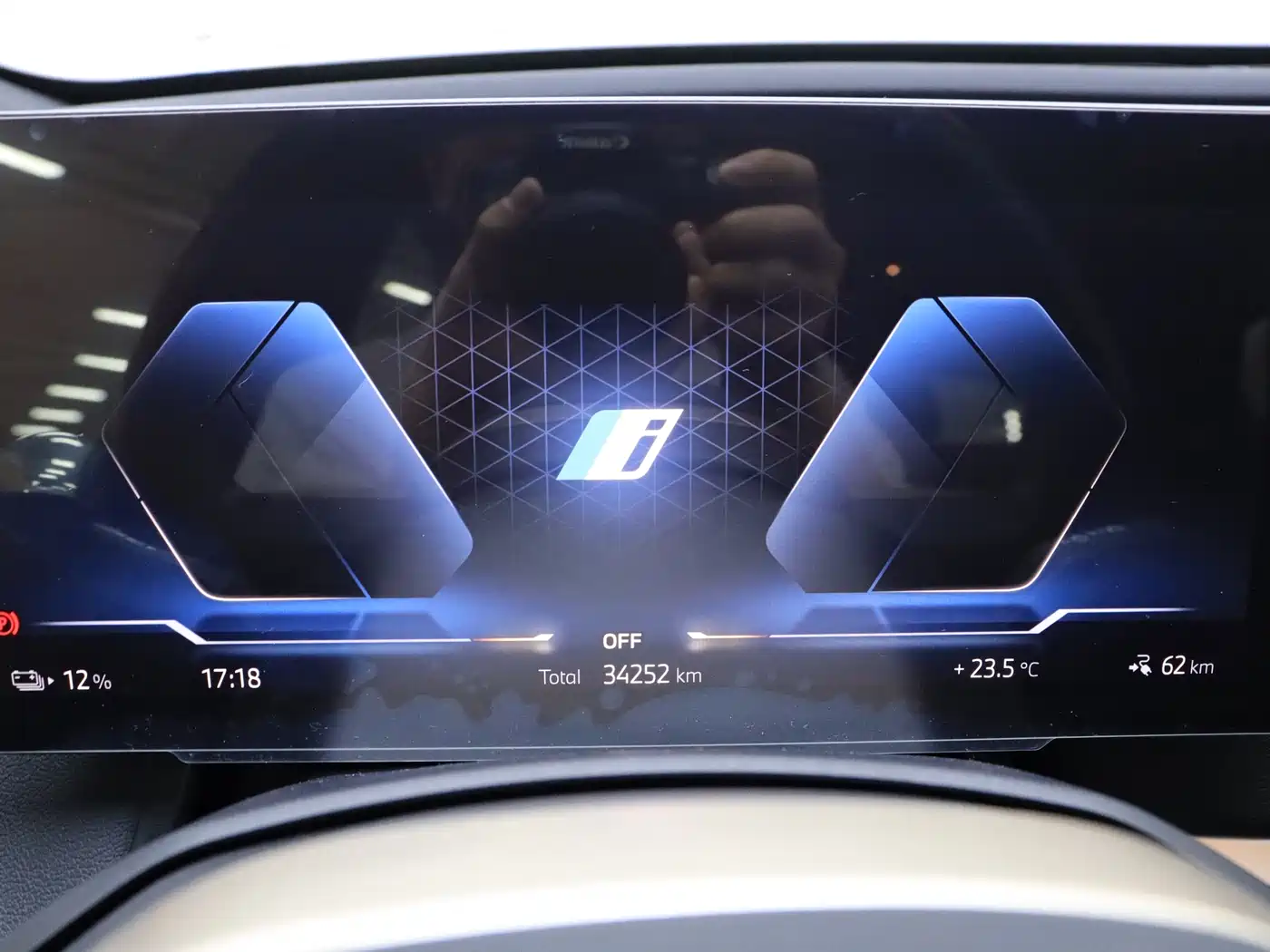 BMW iX 2022 xDrive40 фото 21