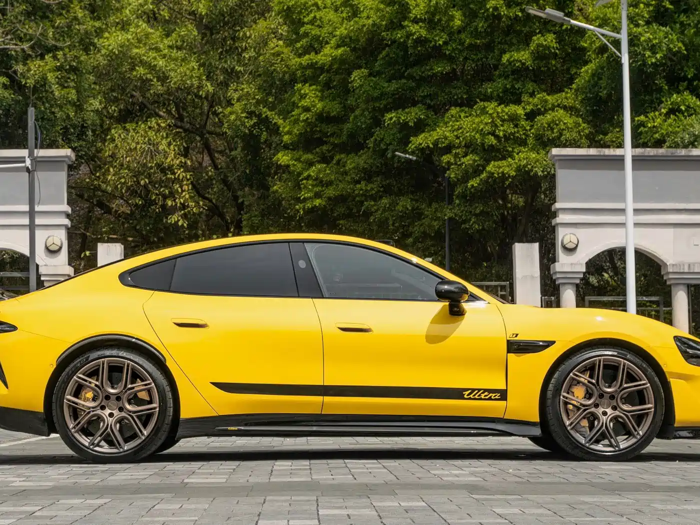 XIAOMI CAR XIAOMI SU7 ULTRA