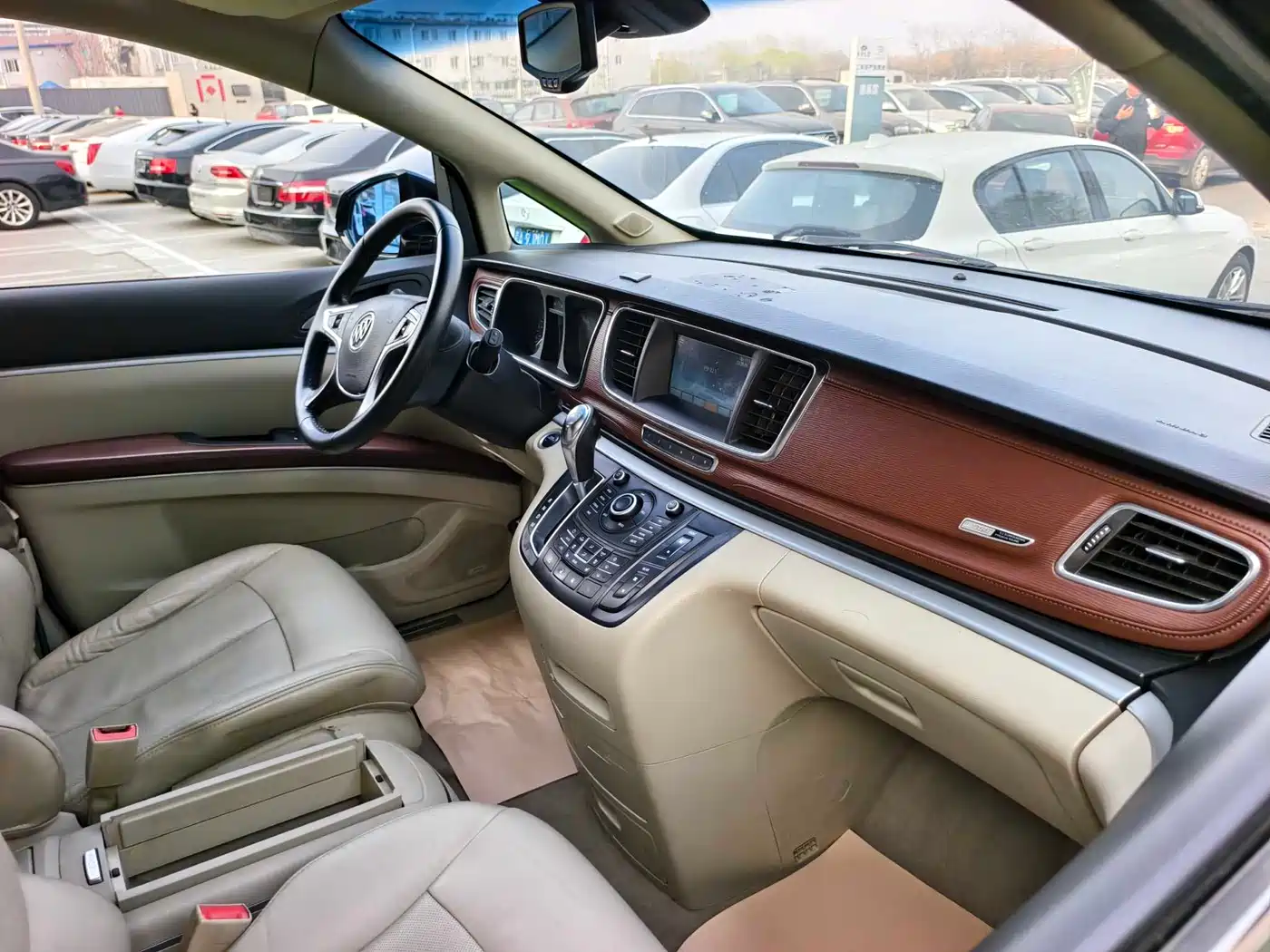 Buick GL8 2014 3.0L XT Luxury Business Flagship фото 16