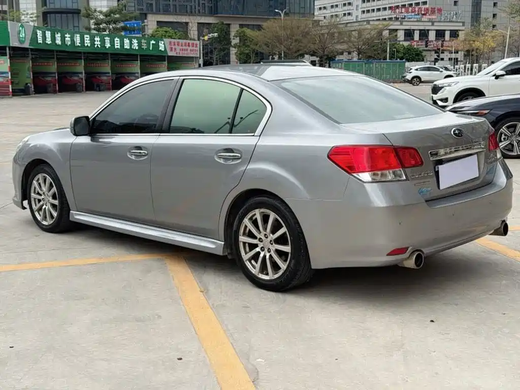 Subaru Legacy 2009 2010 Model 2.5i Luxury Edition
