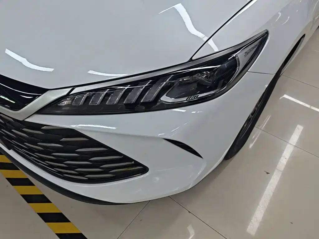 BYD Qin PLUS 2026 2026 DM-i Smart Edition 128KM Progressive